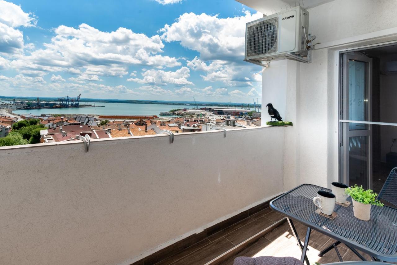 Апартамент За Гости Во1 Burgas ภายนอก รูปภาพ