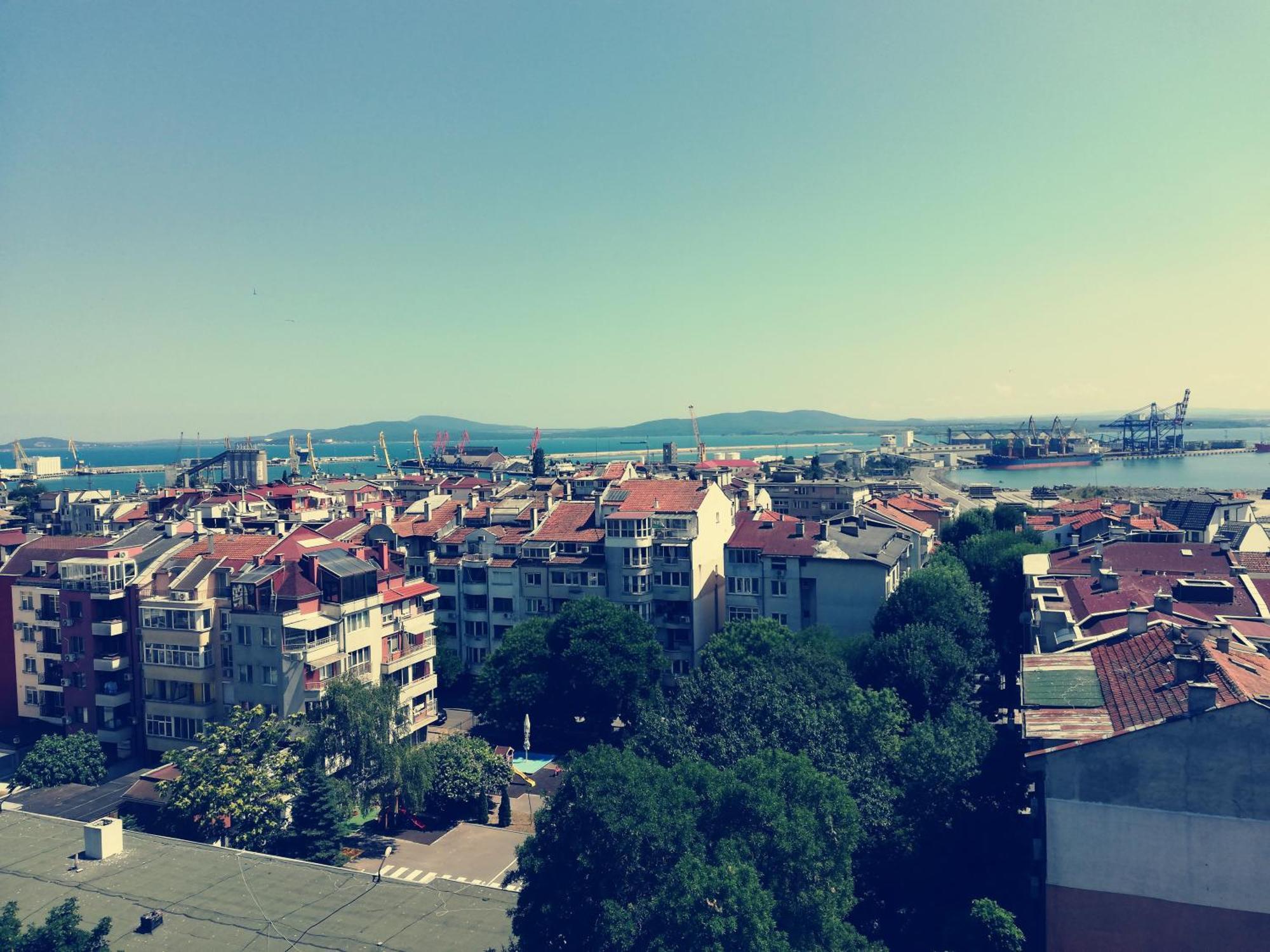 Апартамент За Гости Во1 Burgas ภายนอก รูปภาพ